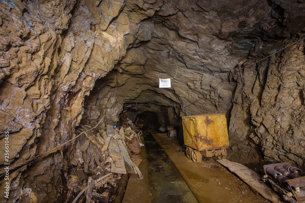 Undeground gold mine tunnel drift orecart