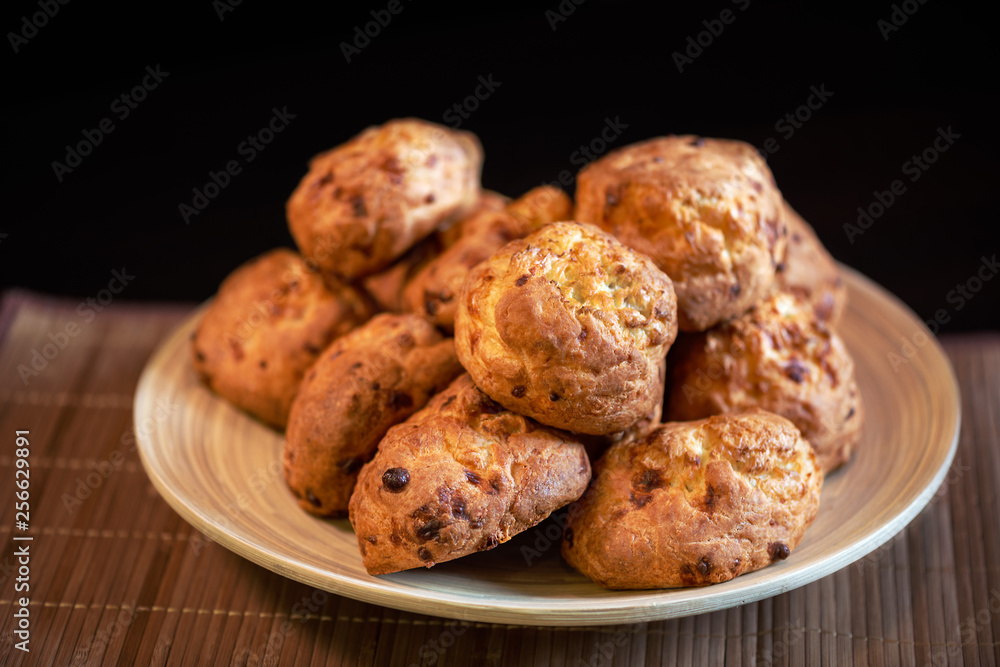 small round buns small round buns
