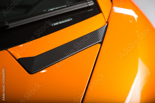 Carbon fibre detail on car