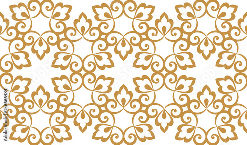 Wallpaper in the style of Baroque. Seamless vector background. White and gold floral ornament. Graphic pattern for fabric, wallpaper, packaging. Ornate Damask flower ornament