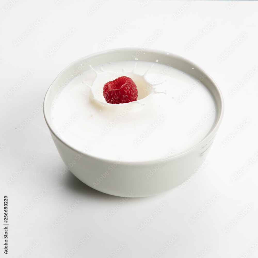 frambuesa/ Raspberry Splash en leche frambuesa/ Raspberry Splash en leche