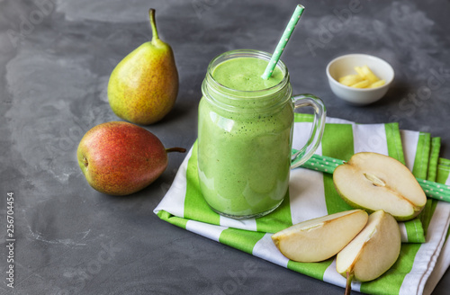 Pear ginger smoothie in jar