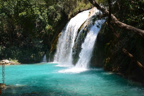 Fototapeta Naklejka Na Ścianę i Meble -  Cascade el Chiflón Chiapas Mexique - El Chiflon Waterfall Chiapas Mexico