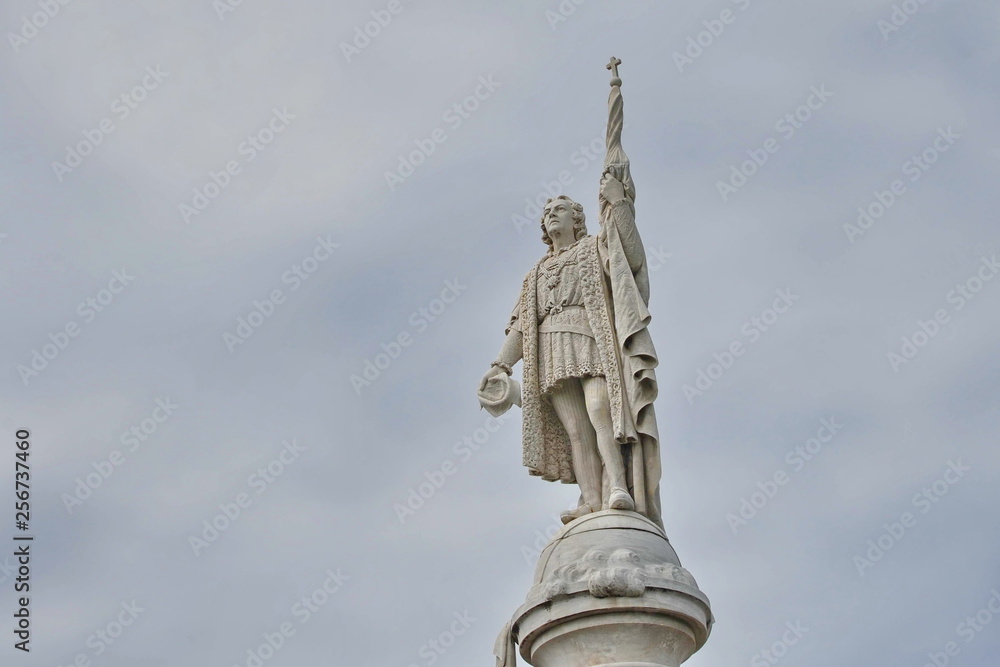 Columbus statue in San Juan, Puerto Rico Columbus statue in San Juan, Puerto Rico