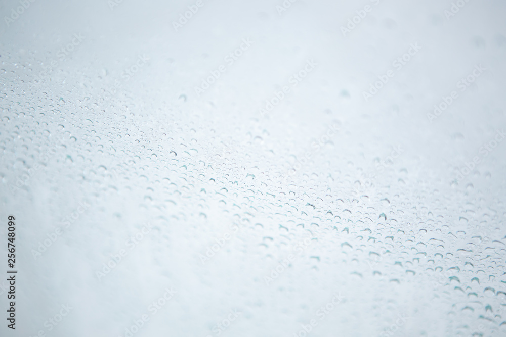 Obraz premium Droplets of water on glass