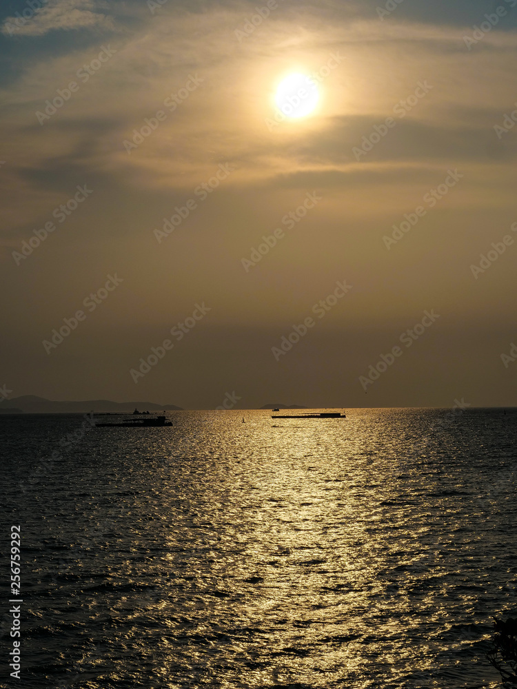 Fototapeta premium Pattaya beach sunset evenning sky nature