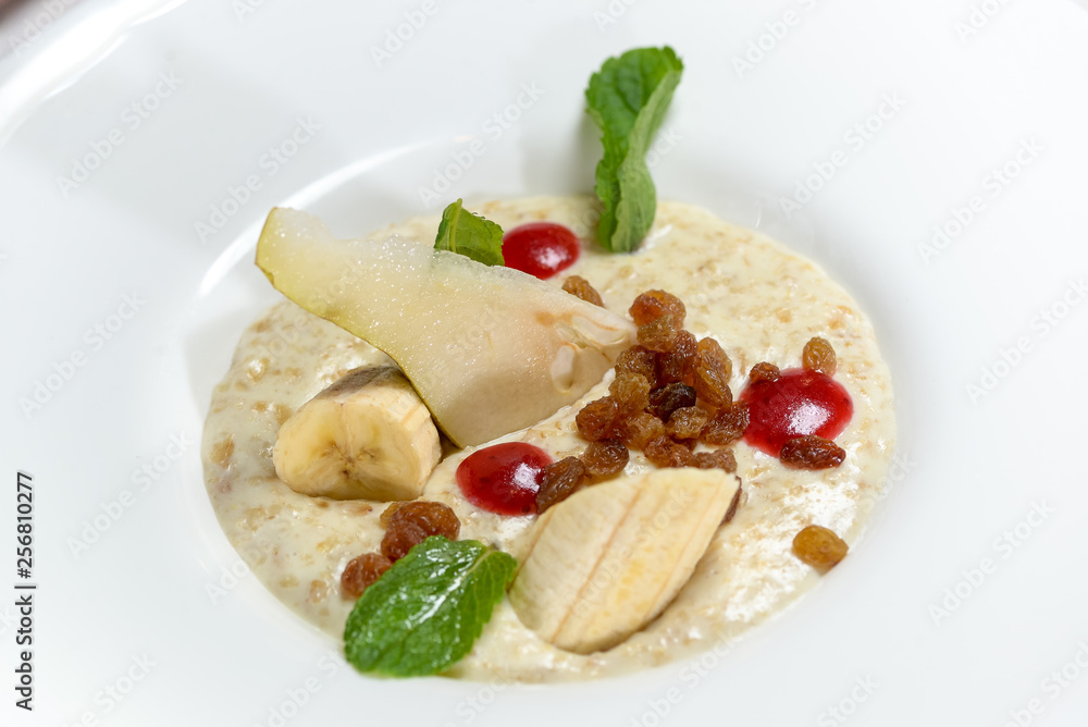 breakfast oatmeal with fruit breakfast oatmeal with fruit