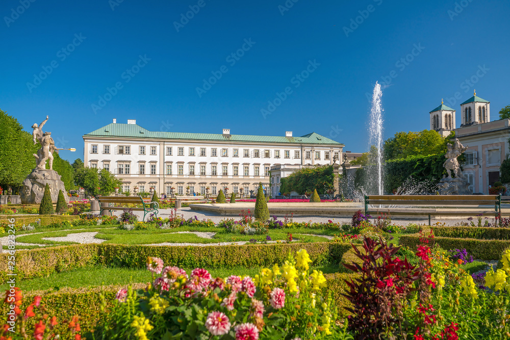 Fototapeta premium Mirabell Gardens, Salzburg in Austria