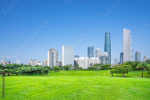 Fototapeta Naklejka Na Ścianę i Meble -  Guangzhou urban architecture and big grass