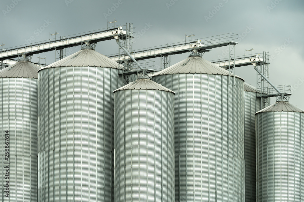 Obraz premium Lagesilo für Lebensmittel