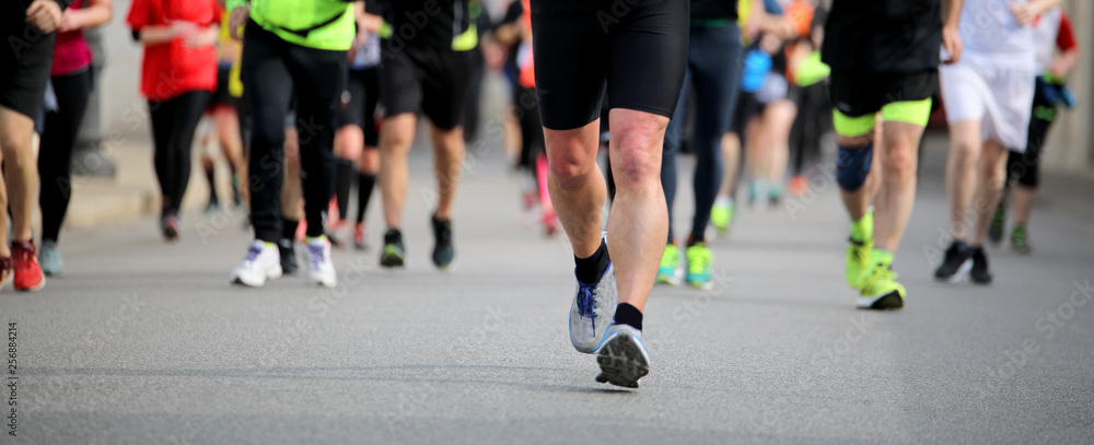 many people at footrace in the city