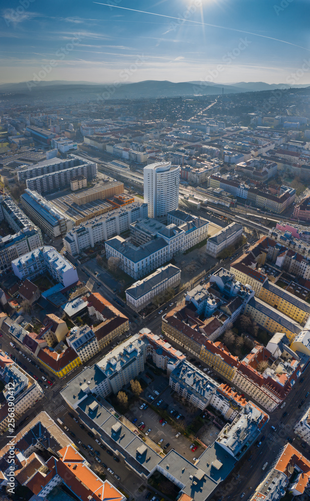 Fototapeta premium Beautiful drone shot of Vienna in Austria
