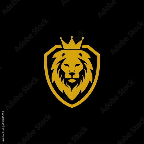 Fototapeta Naklejka Na Ścianę i Meble -  illustration lion king shield logo