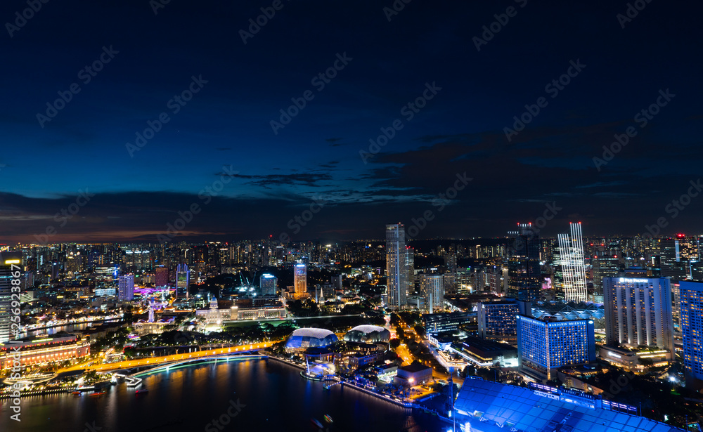 Fototapeta premium Aerial view of Singapore down town area in night time