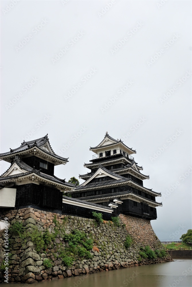 大分県中津城 Nakatu-castle in Ooita, Japan. This castle was built on sea. 大分県中津城 Nakatu-castle in Ooita, Japan. This castle was built on sea.