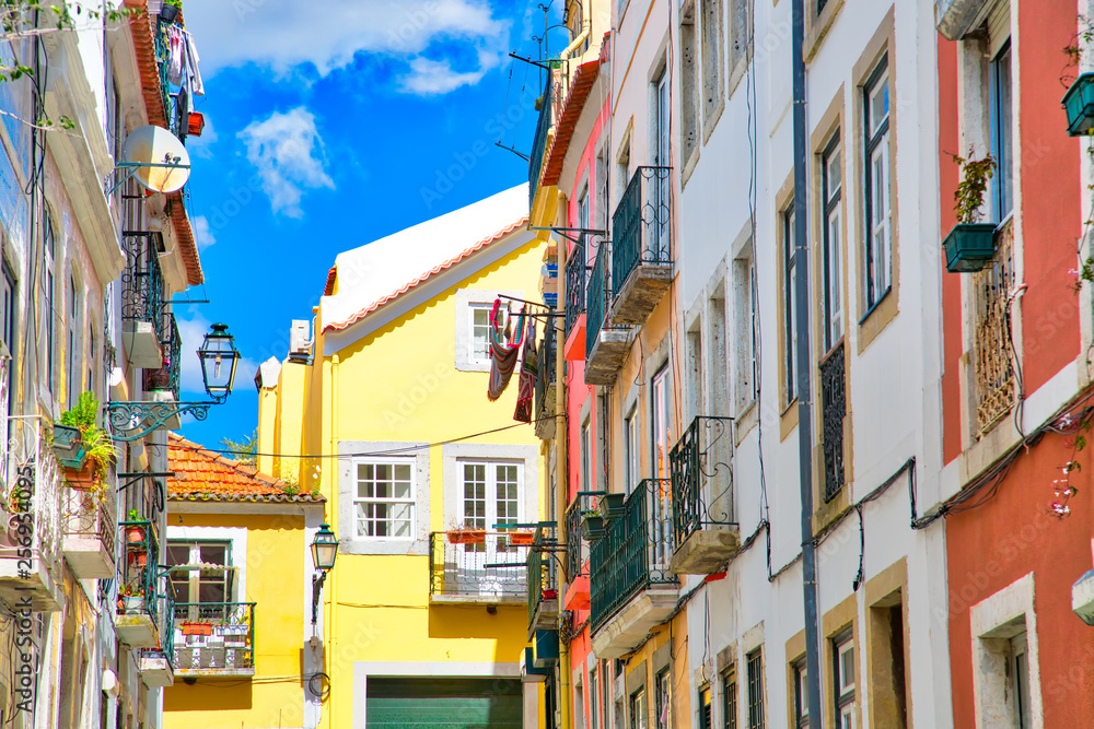 Fototapeta premium Colorful buildings of Lisbon historic center
