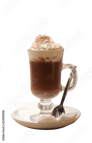 Coffee and cream drink is indispensable in summer.