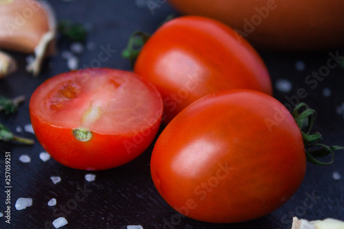  Tomatoes garlic salt on the table