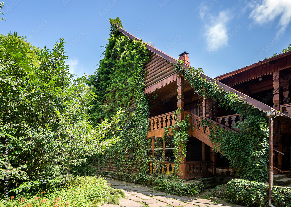 Large wooden house without a single nail. Large wooden house without a single nail.