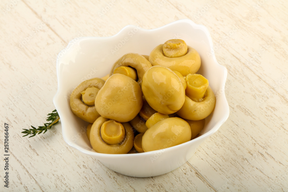 Marinated champignons Marinated champignons