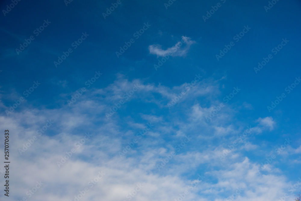 Obraz premium blue sky with clouds
