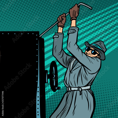 spy breaks into safe