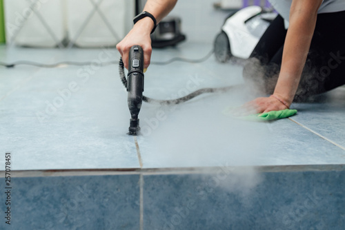 steam cleaning of tiles