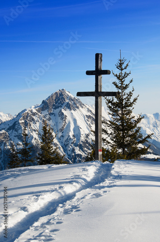 Wallpaper Mural dreamlike snow landscape tyrol Torontodigital.ca