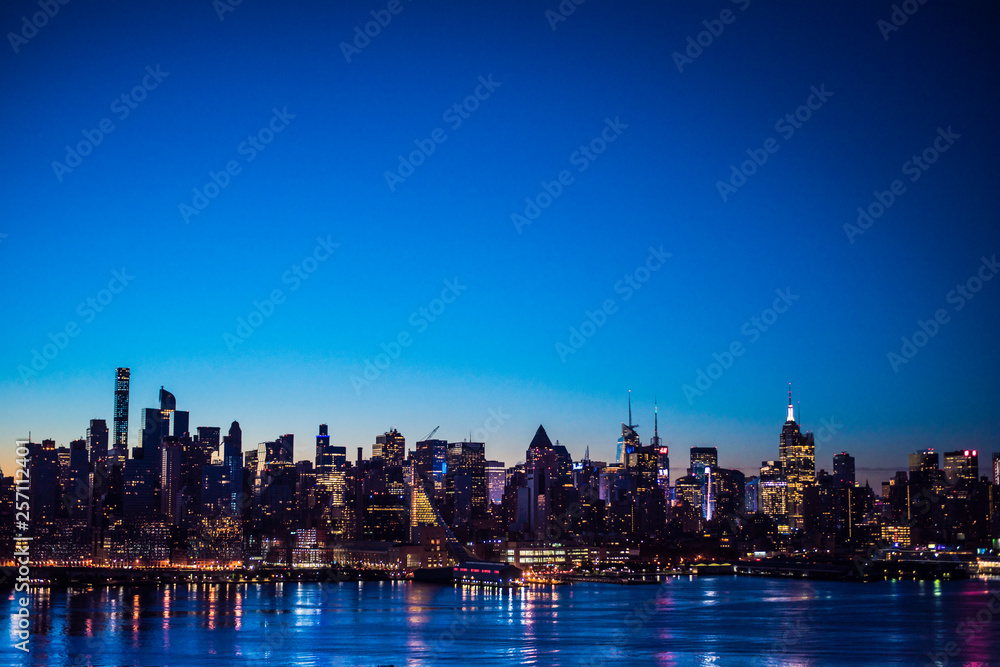 Obraz premium panoramę Manhattanu w nocy