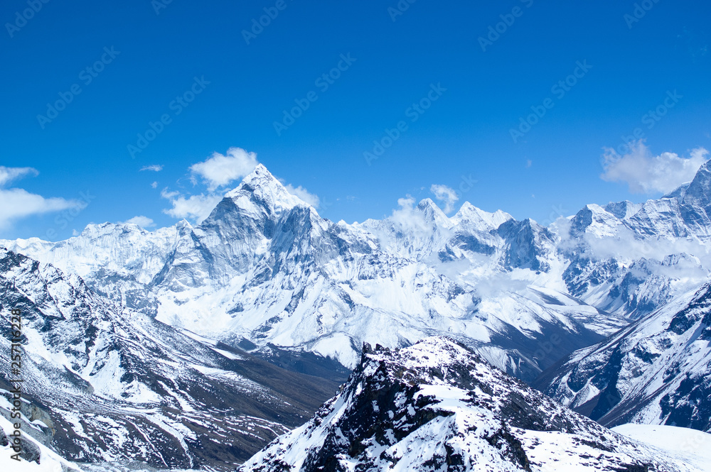 Naklejka premium ヒマラヤ山脈 from Lobche C1 - エベレスト街道 Himalaya Nepal