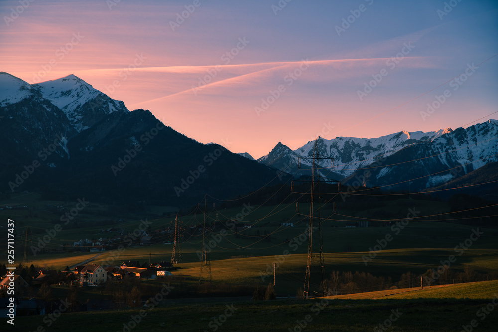Gebirge im Abendlicht Gebirge im Abendlicht