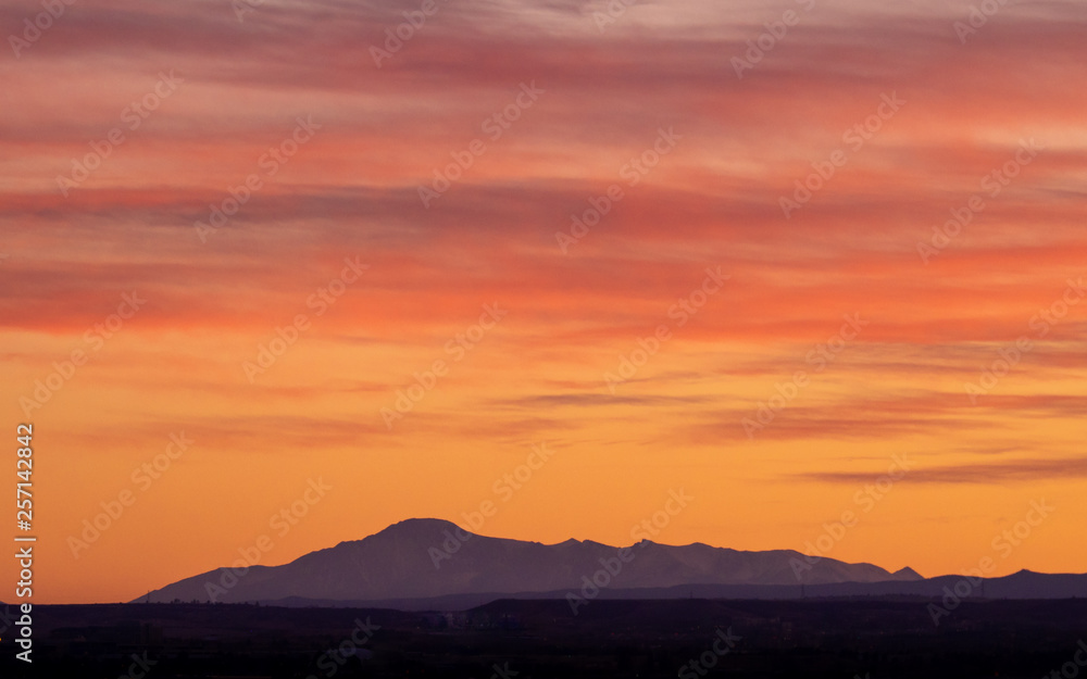 Fototapeta premium Pikes Peak from a Distance at Sunset