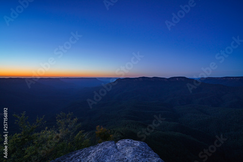 sunrise at sublime point, blue mountains, australia 1 © Christian B.