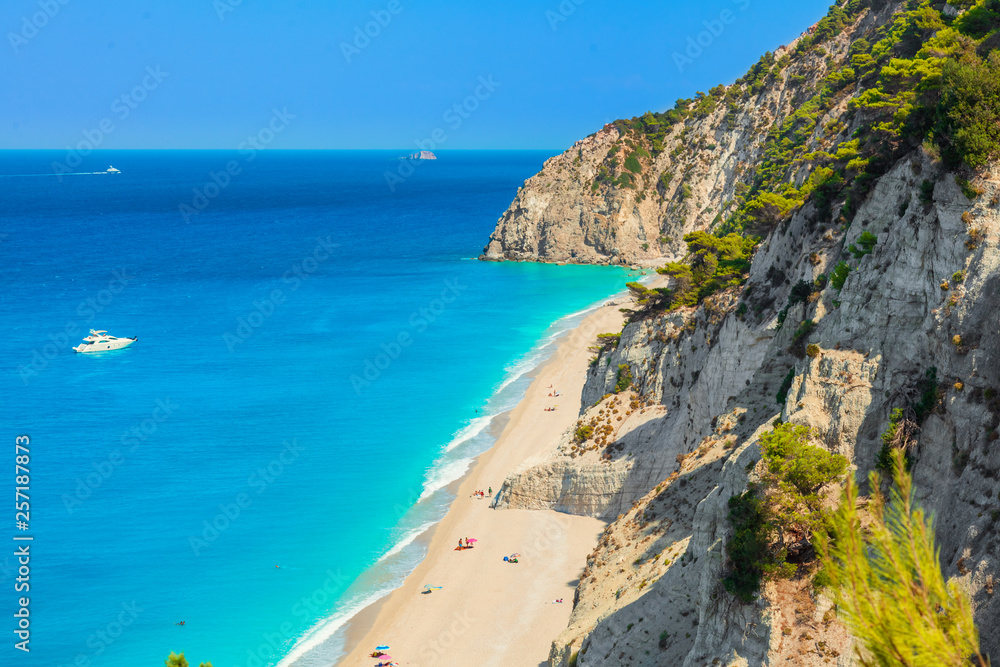 Obraz premium Egremni beach, Lefkada island, Greece. Long beach with turquoise water on the Ionian islands in Greece
