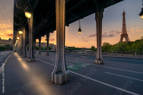 pont de bir-hakeim © Didier Laurent 