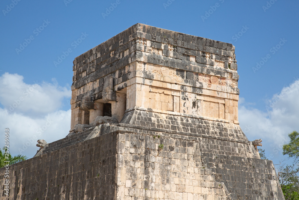 Chichen-Itza Chichen-Itza