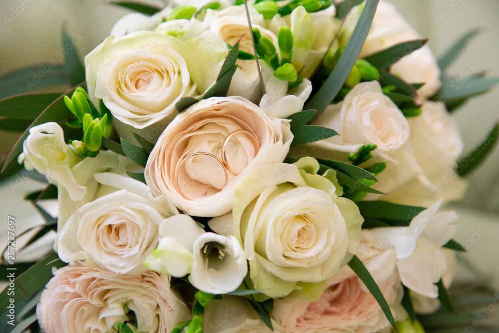 Obraz premium Beautiful bouquet of flowers for wedding ceremony
