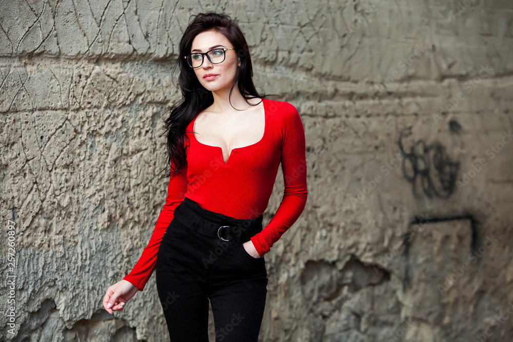 Beauty fashion portrait. Outdoors portrait of beautiful young brunette woman. beautiful young woman's green eye Beauty fashion portrait. Outdoors portrait of beautiful young brunette woman. beautiful young woman's green eye