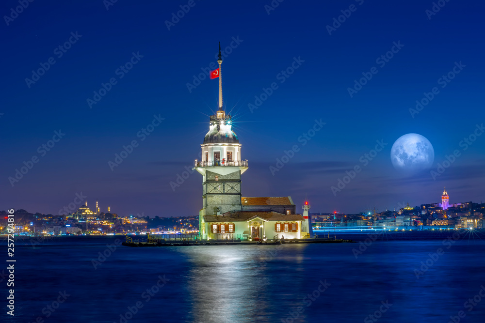 Maiden's Tower in istanbul, Turkey (KIZ KULESI - USKUDAR)