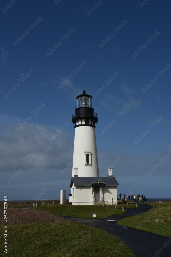 lighthouse on the oregon coast