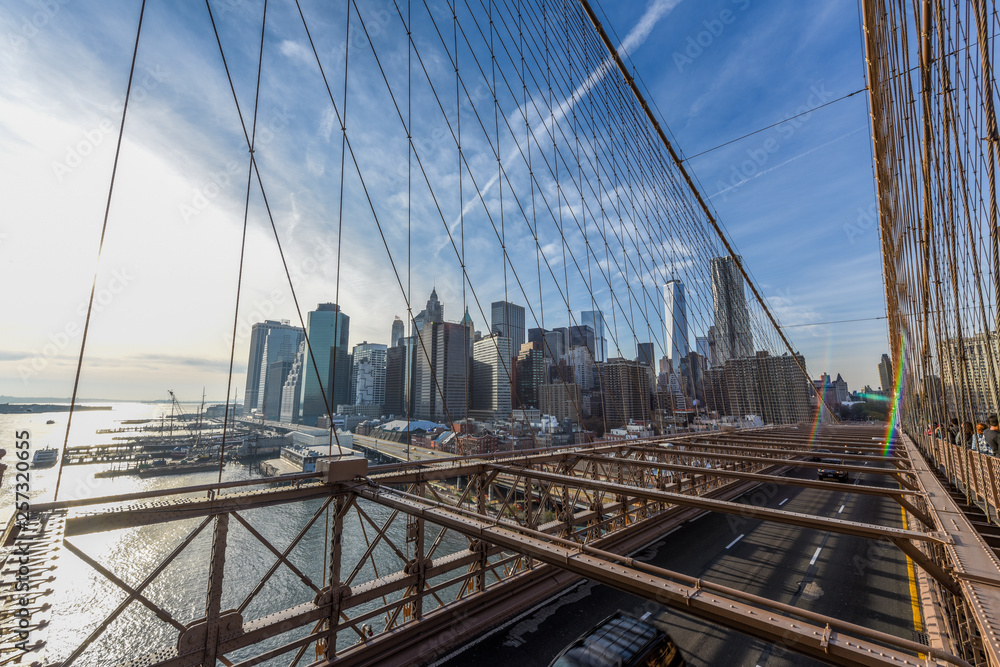 Fototapeta premium Downtown Manhattan at sunset