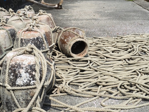 海岸のタコつぼ