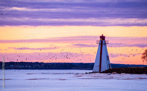 Fényképezés Sunset over the Brighton Beach Range Lighthouse in the late winter