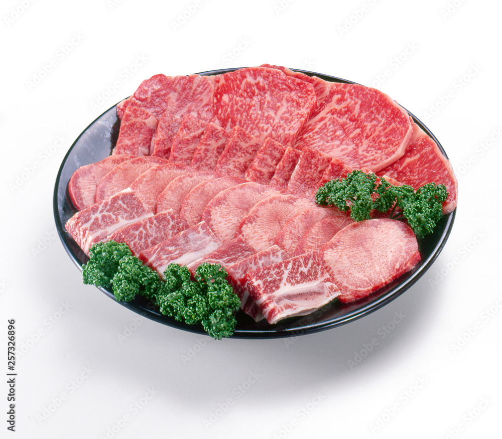 牛肉 焼肉用 生肉 切り抜き 影イキ 皿盛り Stock 写真 Adobe Stock