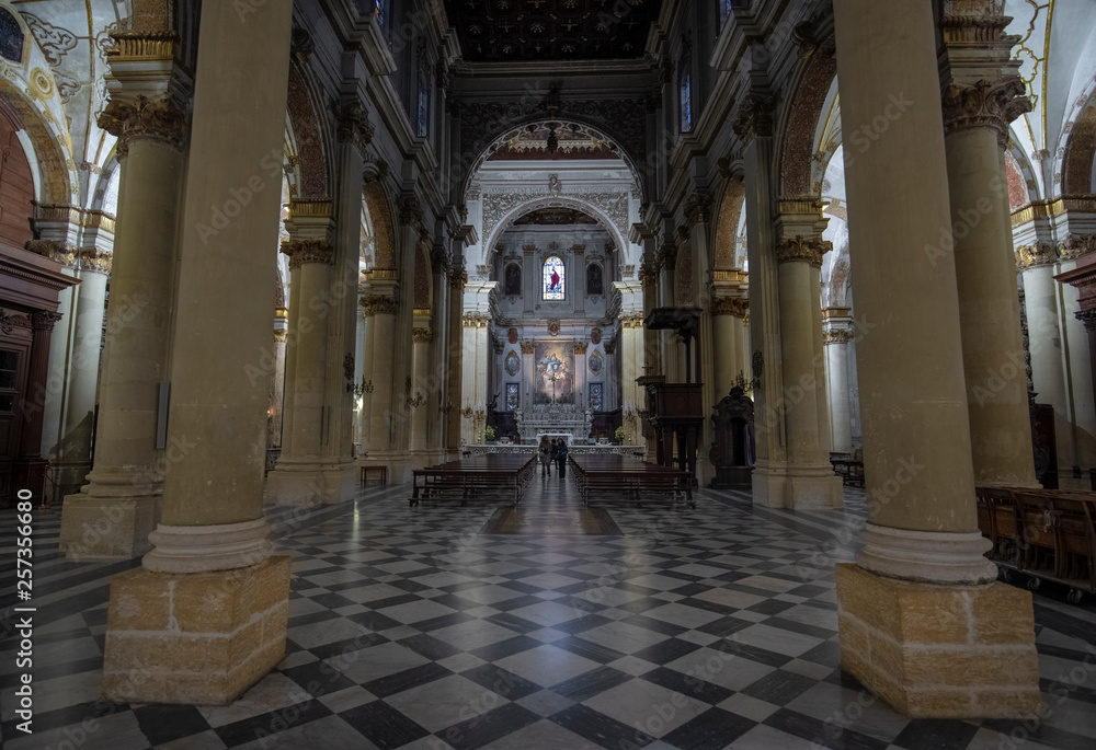 Obraz premium LECCE, Puglia, Italy - Inside interior of Virgin Mary Cathedral ( Basilica di Santa Maria Assunta in Cielo ). Church on Piazza del Duomo square. Baroque city of Apulia 