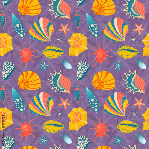 Starfish and seashells pattern in vintage colors. Ocean life aquatic seamless background with pearl sea shells, mollusks and clams for fabric and wrapping paper.