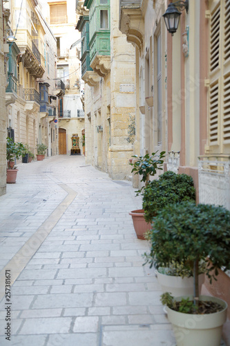 Fototapeta Naklejka Na Ścianę i Meble -  Street of Vittoriosa (Birgu), Malta