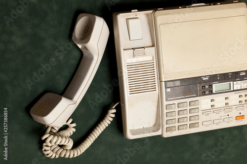 retro phone with answering machine