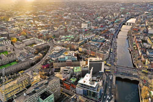Dublin - Luftbilder von Dublin mit DJI Mavic 2 Drohne fotografiert aus ca. 100 Meter H  he