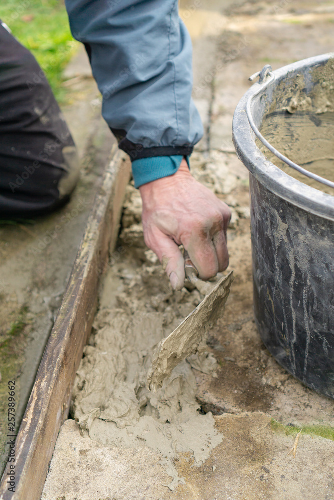 Filling a gutter with leveling compound Filling a gutter with leveling compound